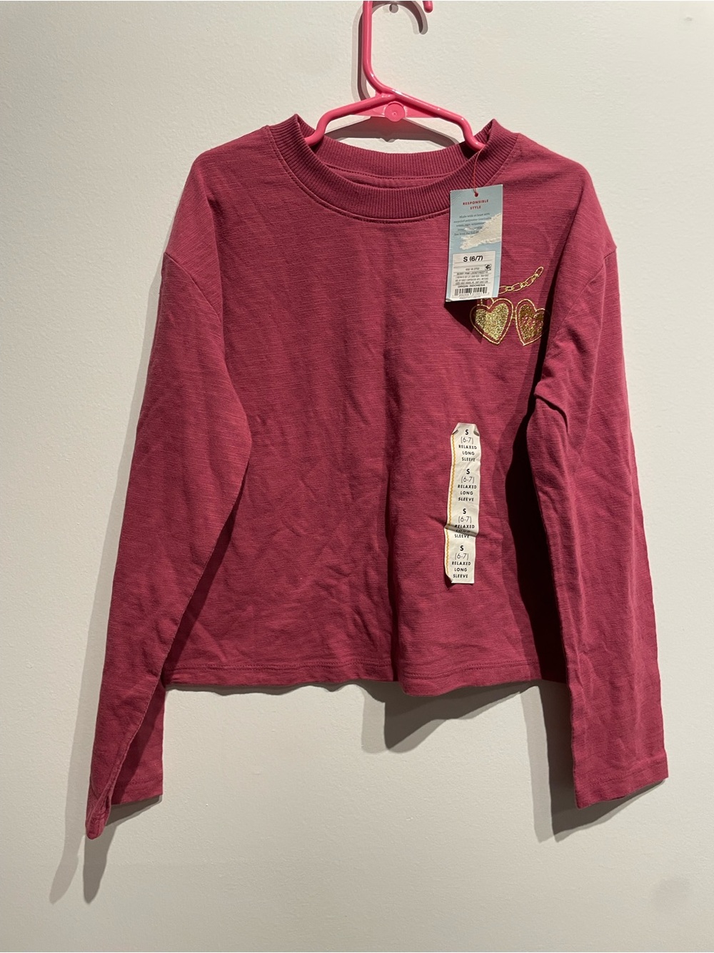 Cat & Jack Girls Long Sleeve BFF Relaxed Fit Graphic T-Shirt Berry Red S(6-7)NWT